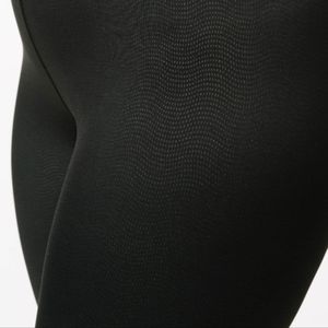 ZYIA Black Vibrations Light n Tight Hi-Rise 7/8 24" Size: 2